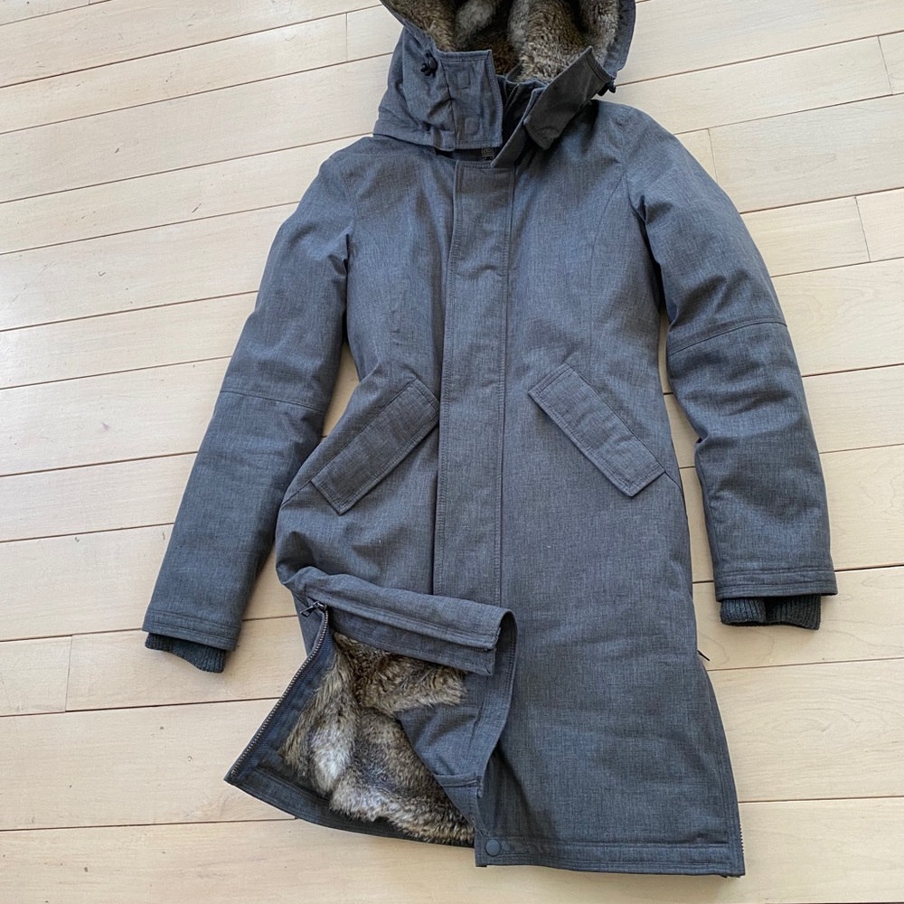 Beautiful Warm TNA coat